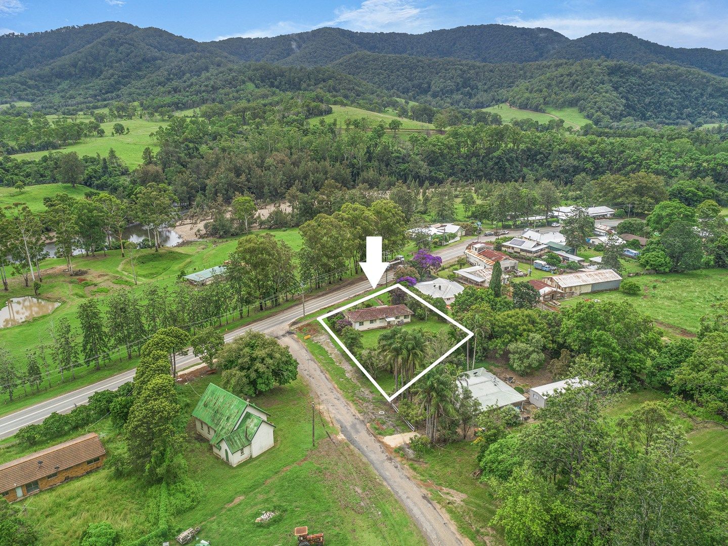 5031 Oxley Highway, Long Flat NSW 2446, Image 0