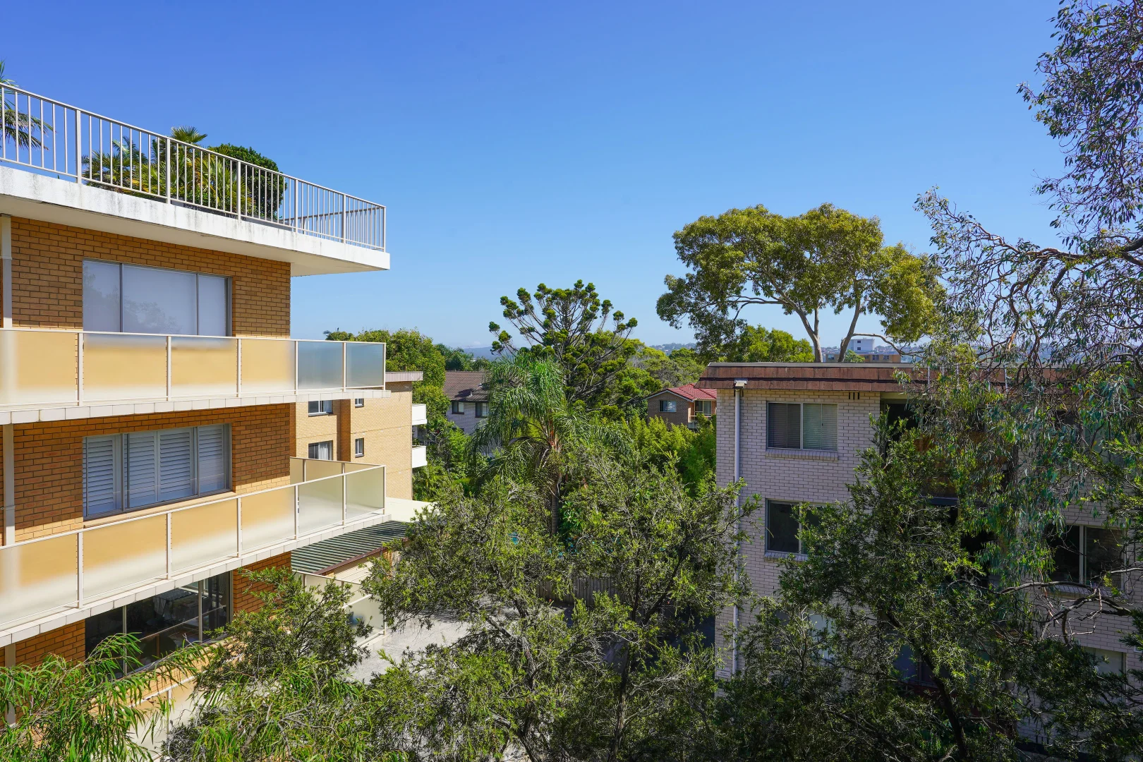 Additional image 3 of 27/46-50 The Crescent, Dee Why NSW 2099