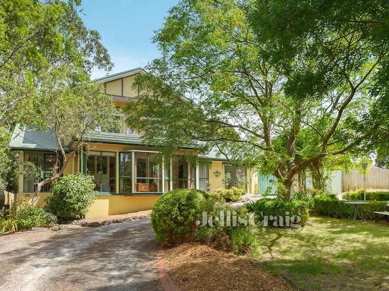 26 Shakespeare Avenue, Mooroolbark VIC 3138, Image 0