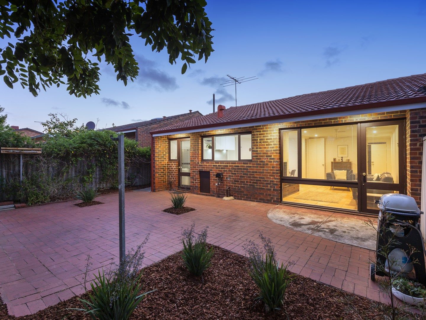 4/4 Strickland Street, South Pert Property History & Address Research