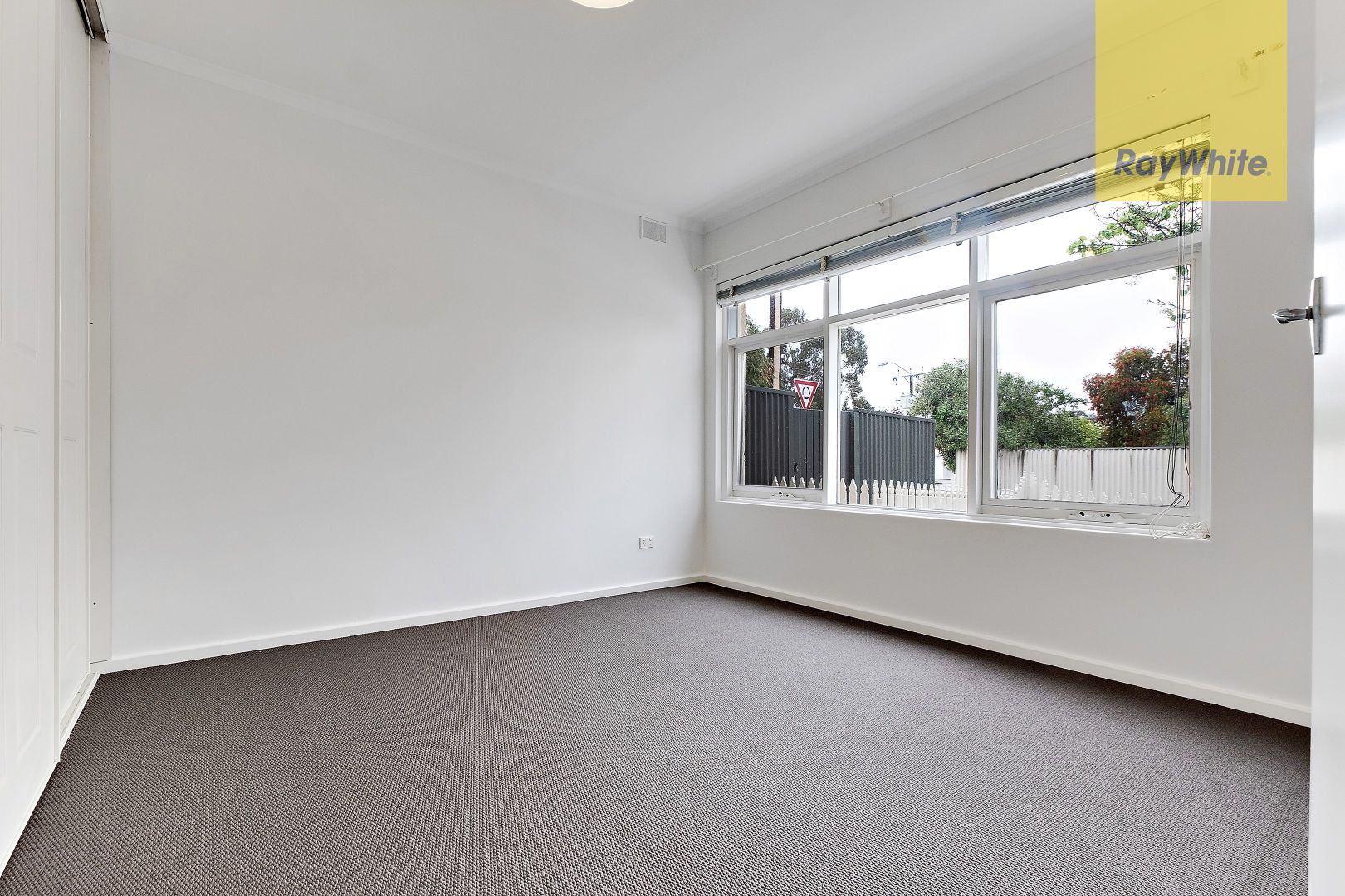 2/12 William Street, Kilburn SA 5084, Image 2