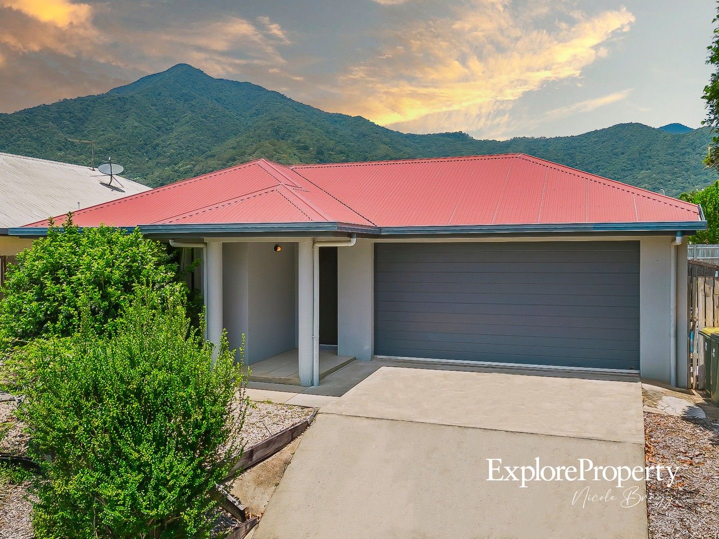 3 bedrooms House in 27 Mceachan Street EDMONTON QLD, 4869