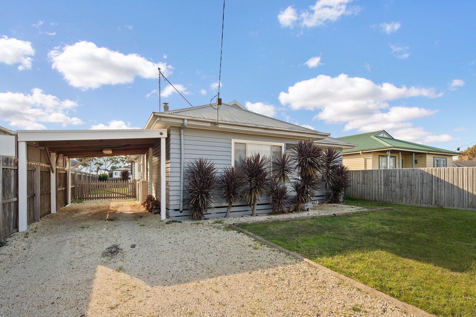 2 Pinedale Avenue, Cape Woolamai VIC 3925, Image 2