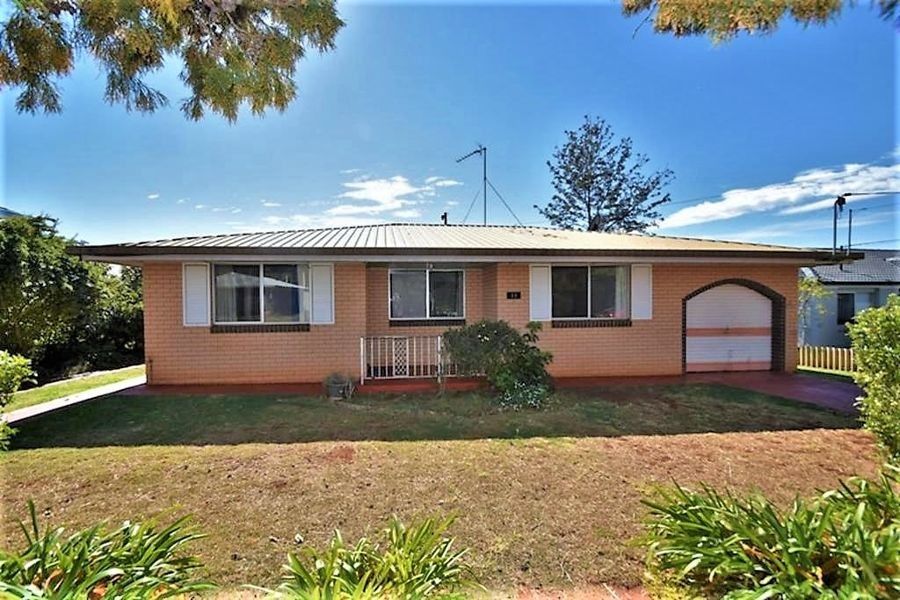 11 Regent Street, Darling Heights QLD 4350, Image 0