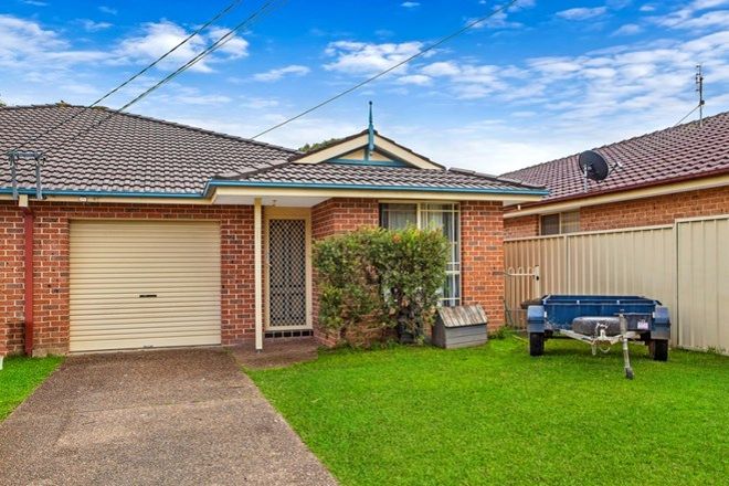 Picture of 2/15 Coraki Place, OURIMBAH NSW 2258