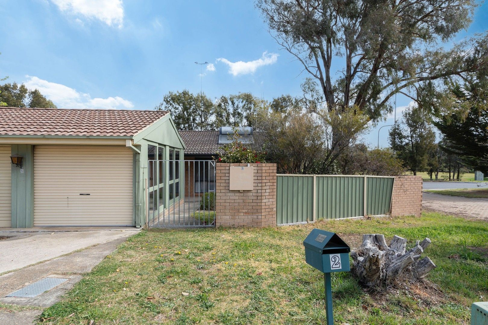 3 bedrooms Townhouse in 2 Wardill Close HOLT ACT, 2615
