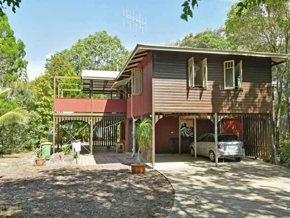 16 Belle Court, Rainbow Beach QLD 4581