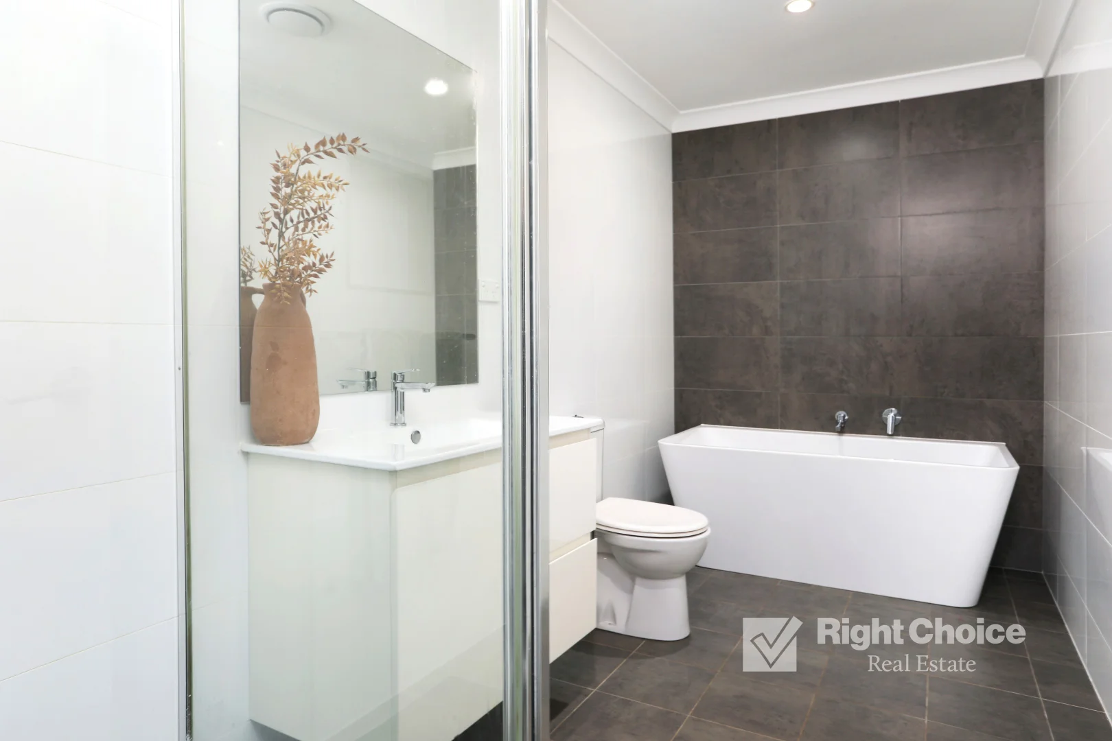 Additional image 7 of 1/2 Whistlers Run, Albion Park NSW 2527