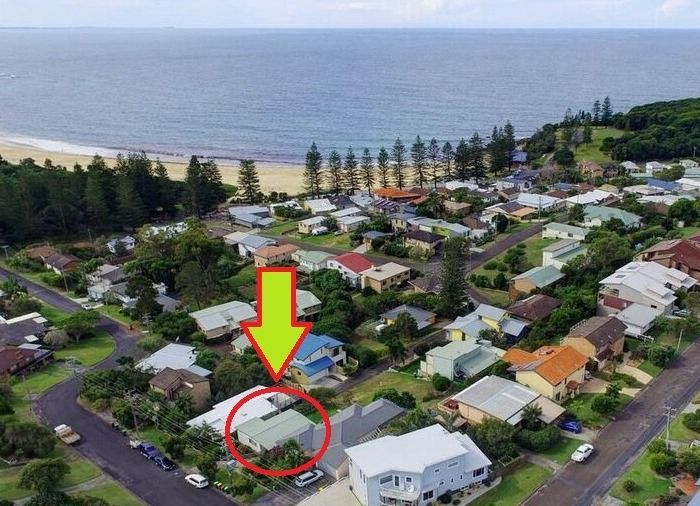 22 Surfview Avenue, Black Head NSW 2430, Image 0