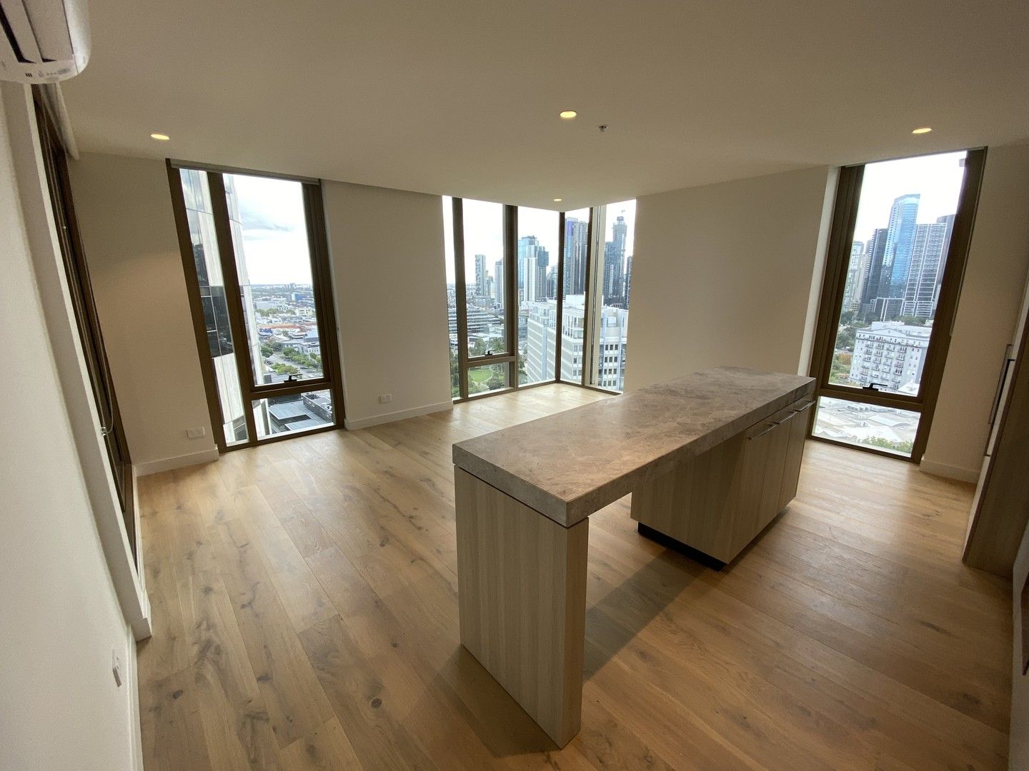2 bedrooms Apartment / Unit / Flat in 1803 a/60 Dorcas Street SOUTHBANK VIC, 3006