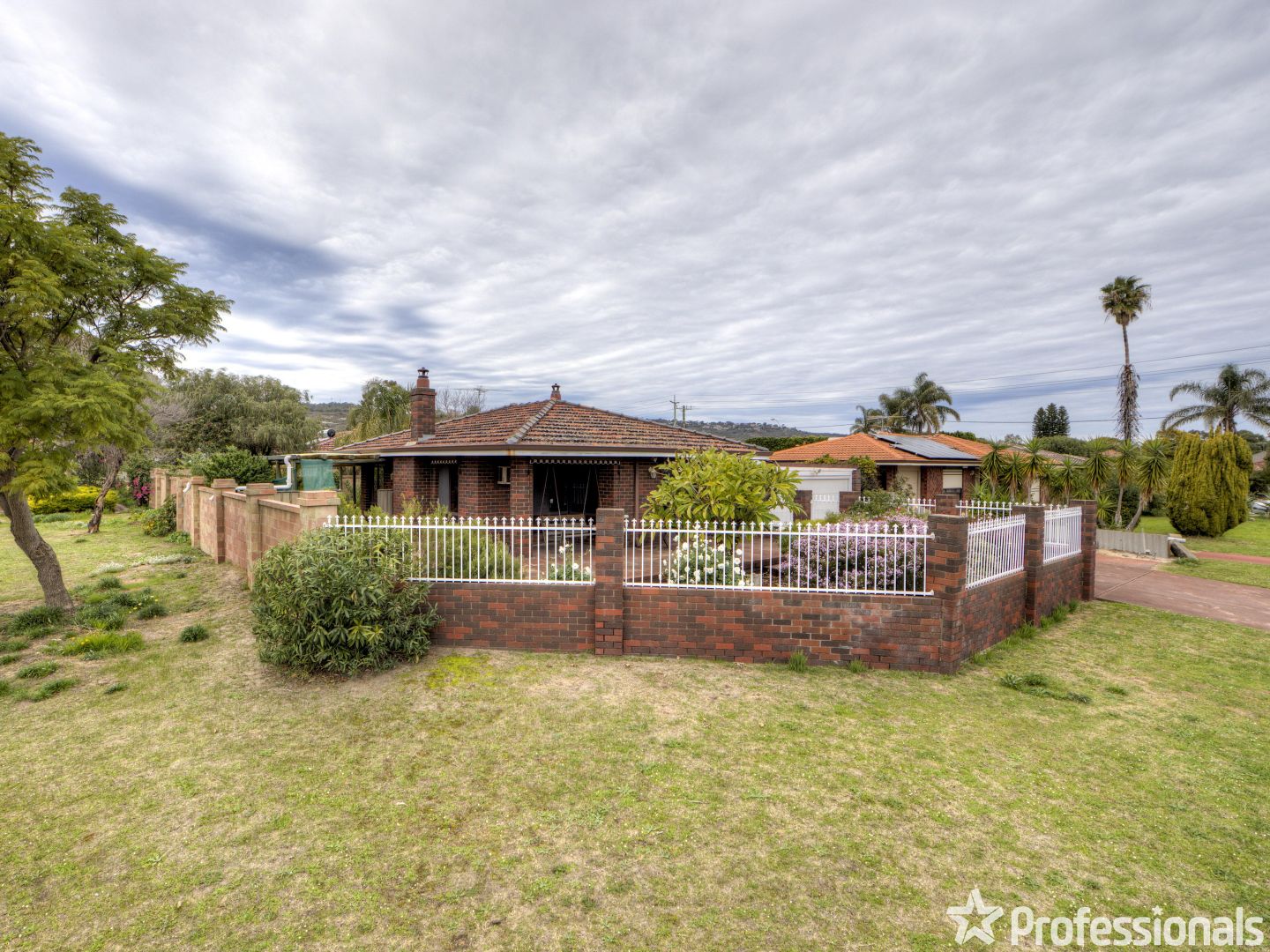 34 Morris Drive, Forrestfield WA 6058, Image 1