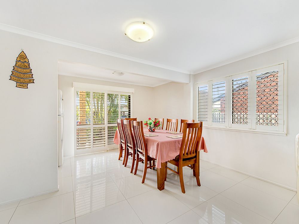 8 Willoughby Crescent, Springwood QLD 4127, Image 1