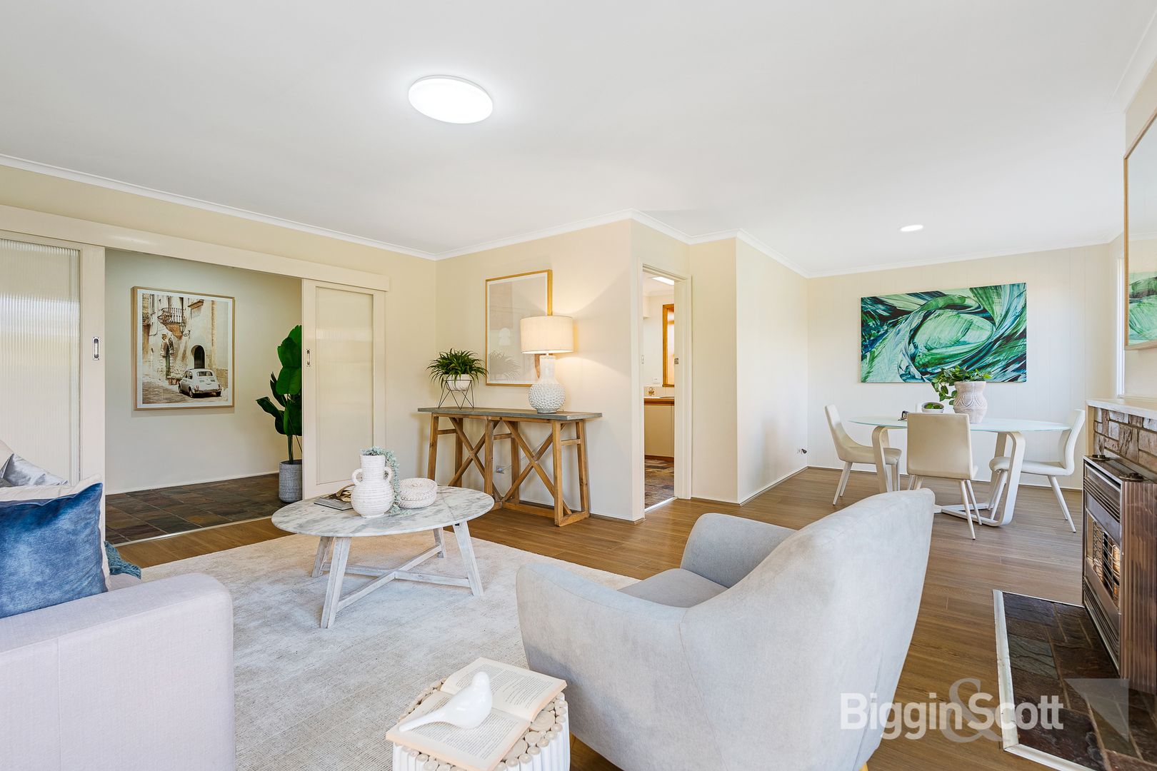 2 Oliphant Court, Mulgrave VIC 3170, Image 2