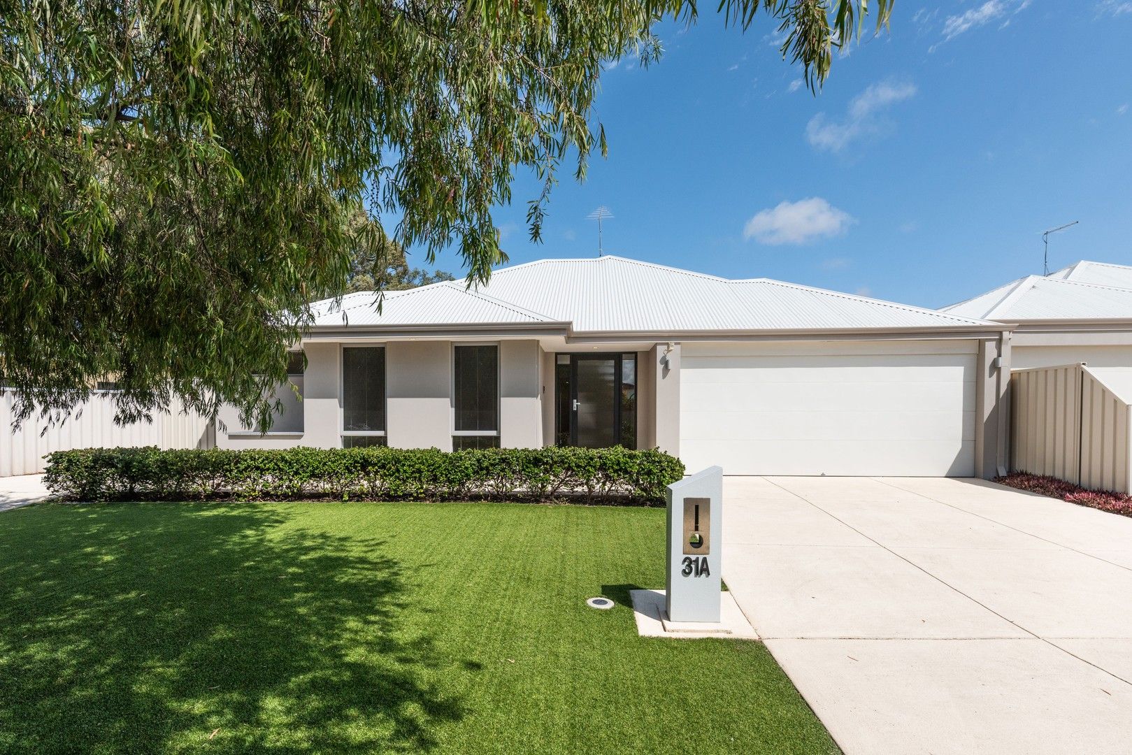 31A and 31B Maritime Avenue, Kardinya WA 6163, Image 2