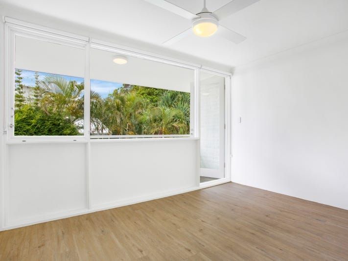 35/122 Marine Parade, Miami QLD 4220, Image 2