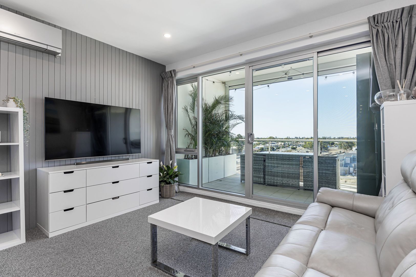 604 / 2 - 6 Pilla Avenue, New Port SA 5015, Image 2