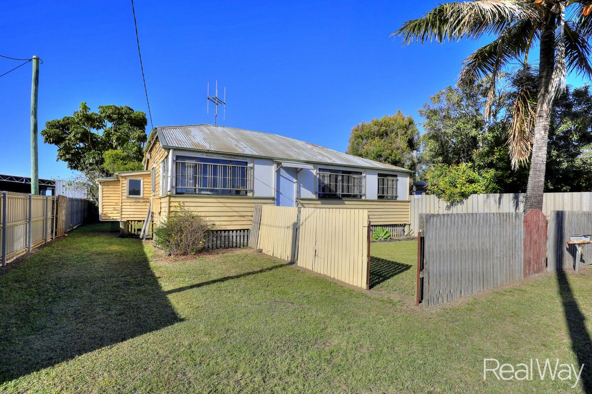 3 bedrooms House in 44 Wyllie Street THABEBAN QLD, 4670