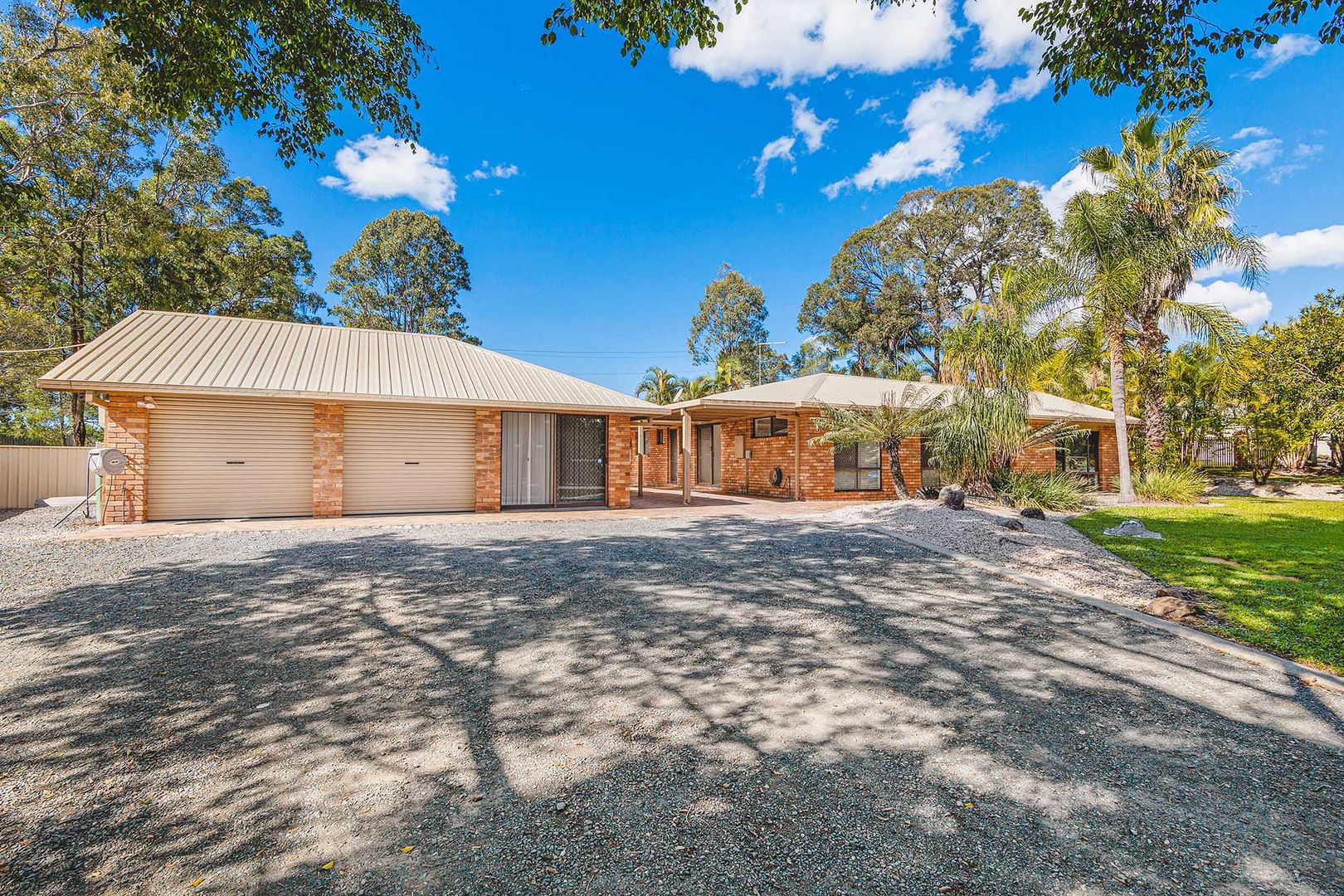 22 Oberon Way, Oxenford QLD 4210