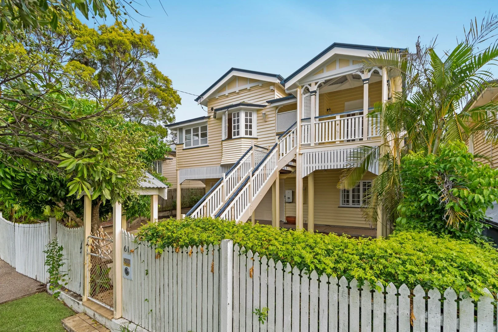 61 Bovelles Street, Camp Hill QLD 4152