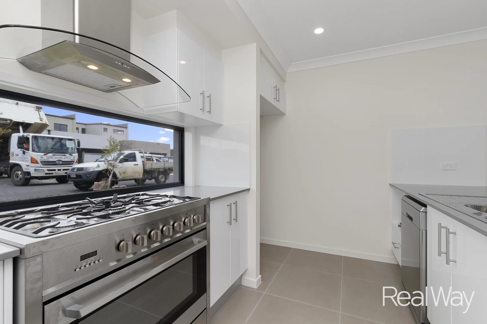 Additional image 13 of 57 Dubai Circuit, Spring Mountain QLD 4300