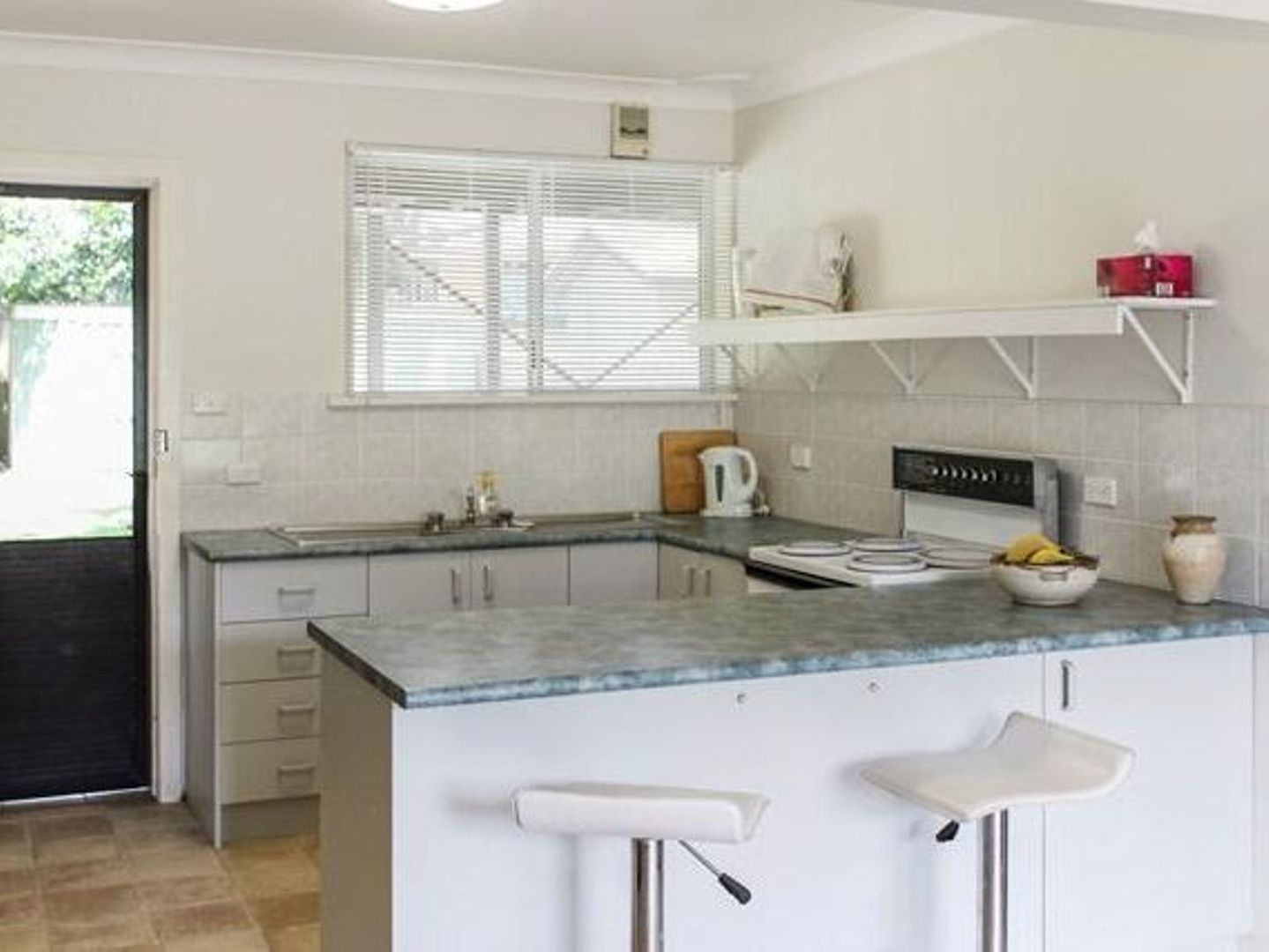 39 Curlew Avenue, Hawks Nest NSW 2324, Image 2