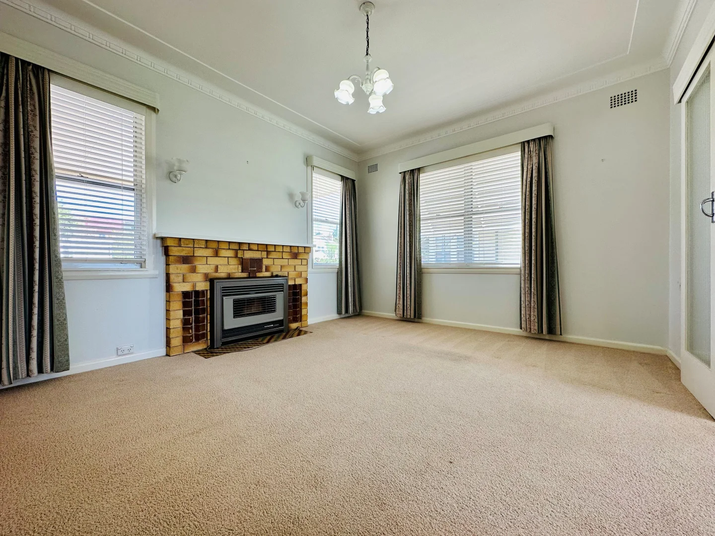 Additional image 6 of 6 Jean Street, Tamworth NSW 2340