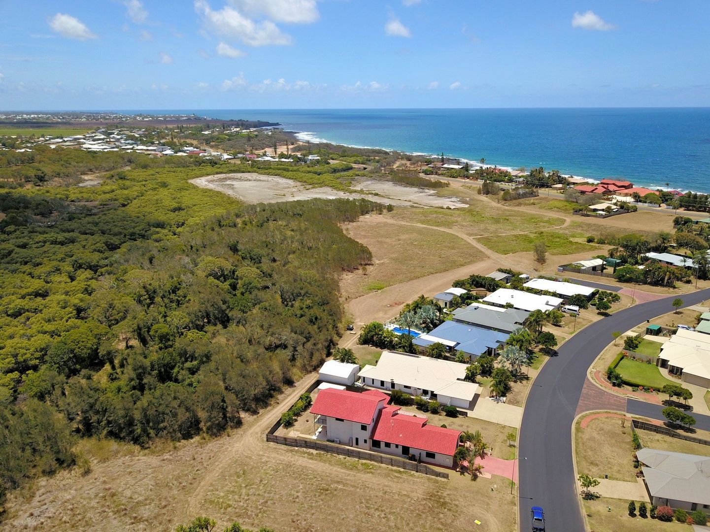 24 Bisdee Street, Coral Cove QLD 4670, Image 2