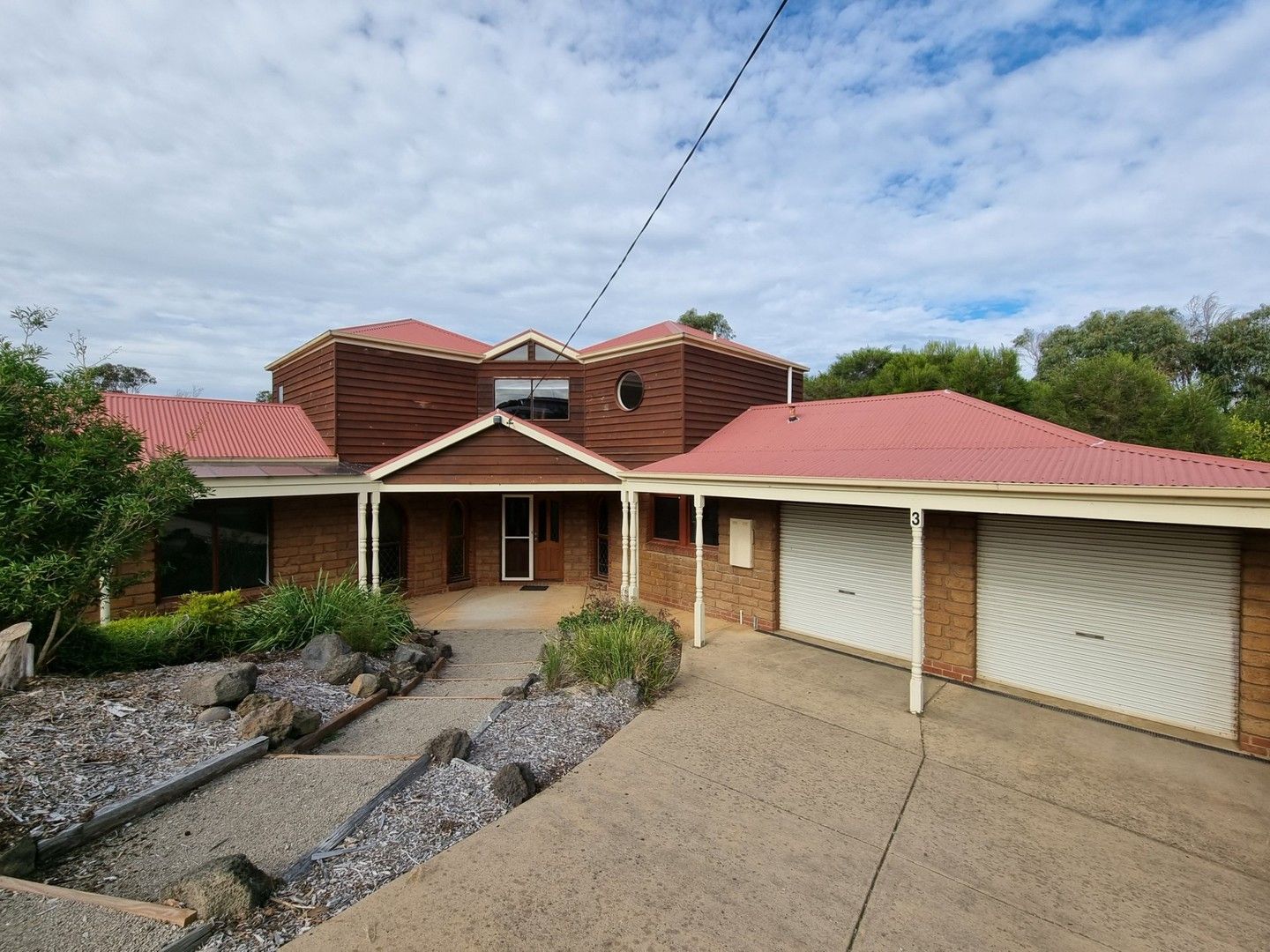 3 bedrooms House in 3 Martin Court KILCUNDA VIC, 3995