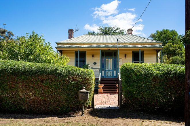Picture of 51 Farnsworth Street, CASTLEMAINE VIC 3450