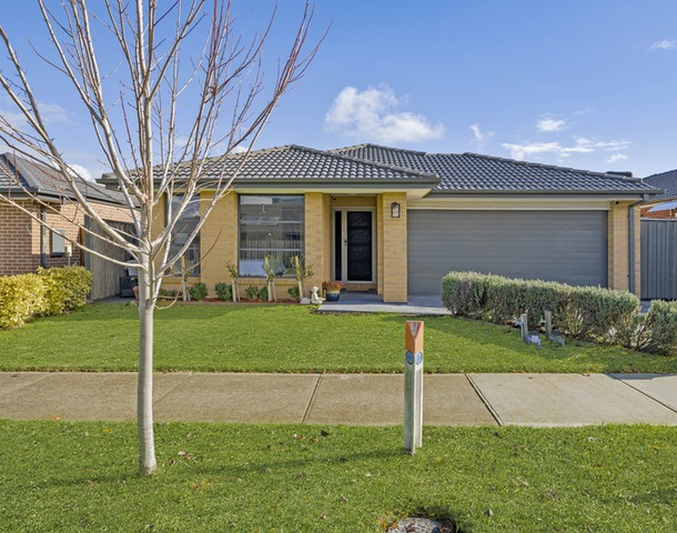 11 Alderbark Way, Greenvale VIC 3059