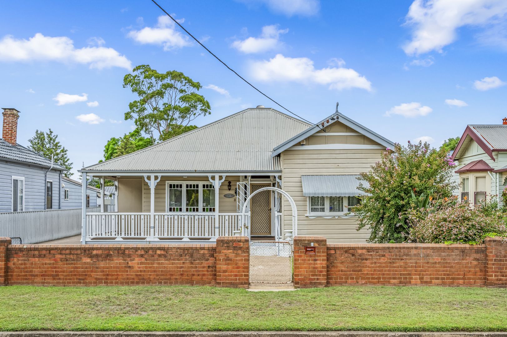 8 Bent Street, Cessnock NSW 2325