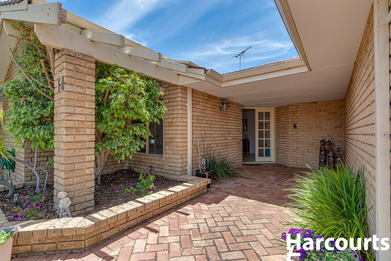 14 Seapeak Road, Ocean Reef WA 6027, Image 2