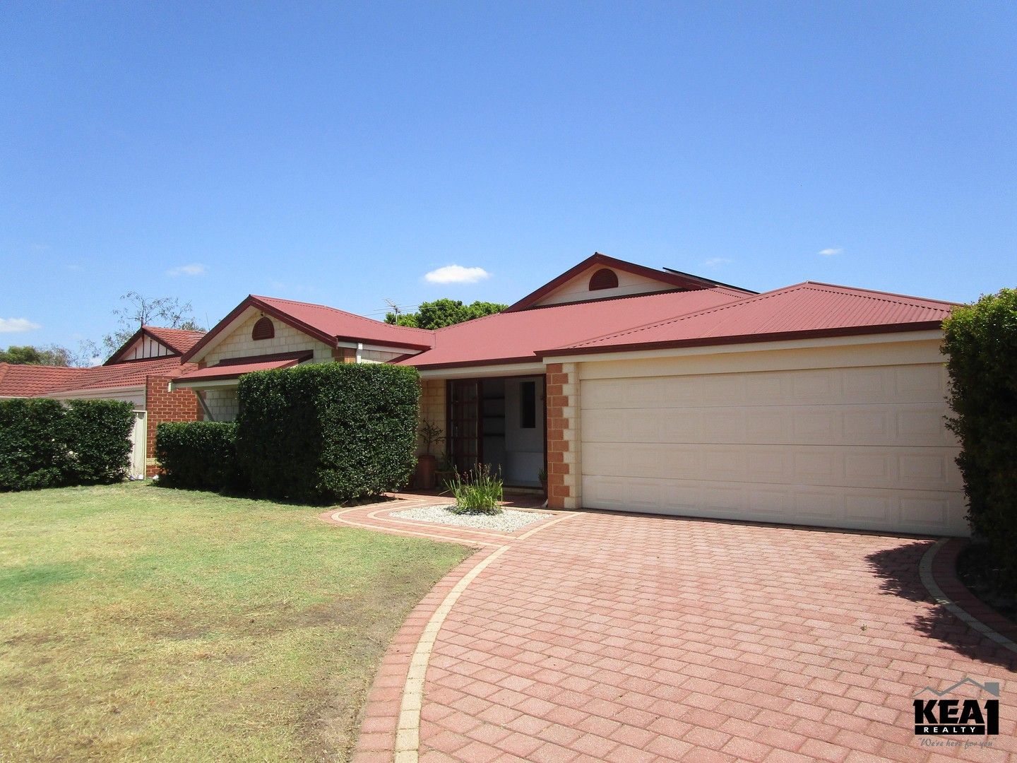 4 bedrooms House in 78 Fennell Crescent WATTLE GROVE WA, 6107