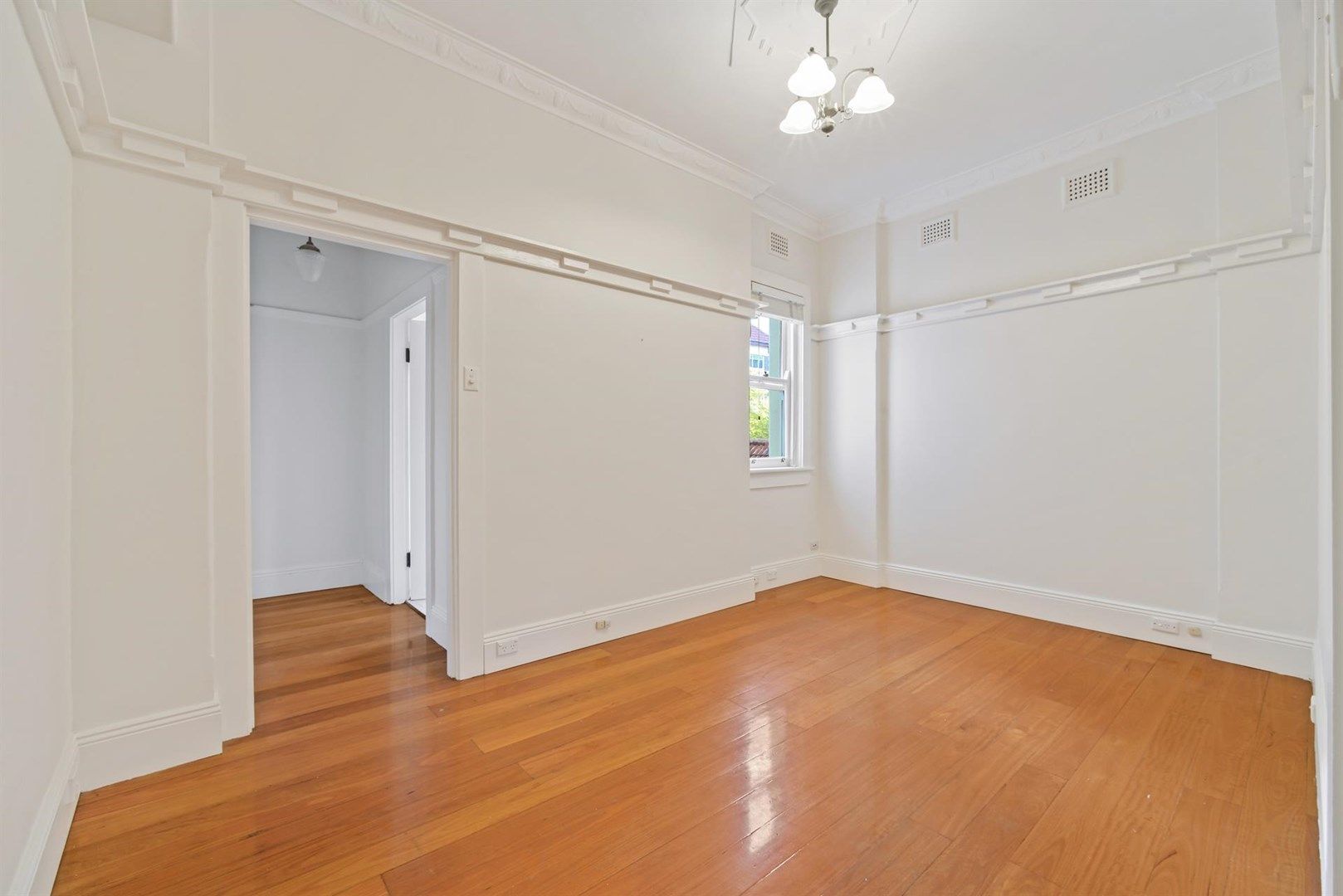 1 bedrooms Apartment / Unit / Flat in 9/38 Roslyn Gardens ELIZABETH BAY NSW, 2011