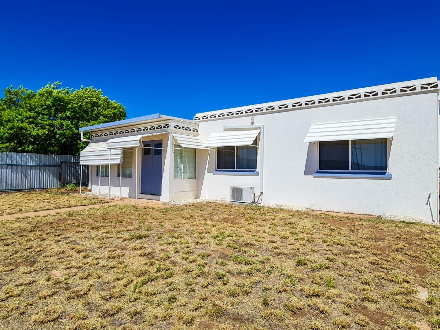 3 bedrooms House in 14 East Street MOUNT ISA QLD, 4825