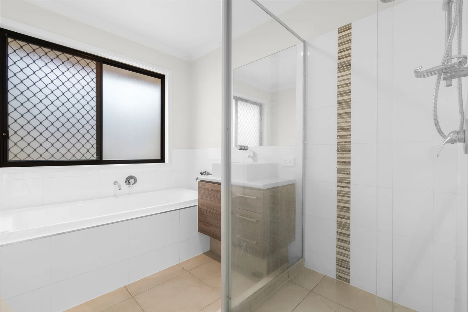 Additional image 11 of 40 Meander Circuit, Holmview QLD 4207