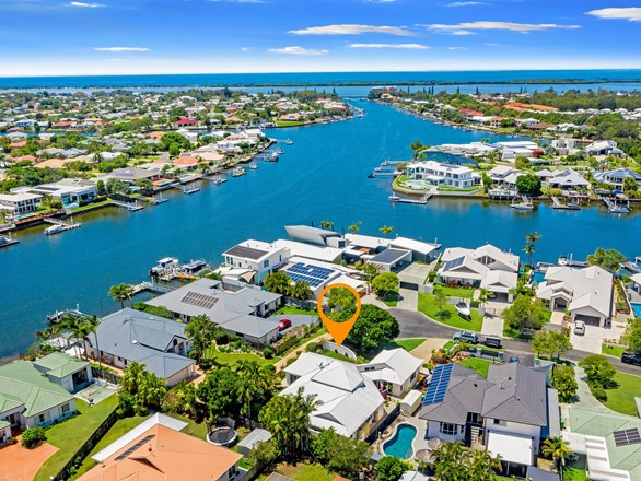 4 Delisser Place, Pelican Waters QLD 4551