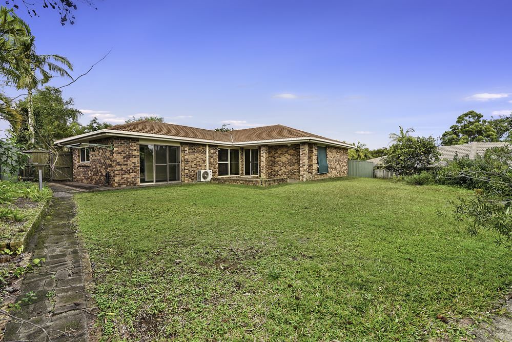 4 Lobb Court, Arundel QLD 4214, Image 1