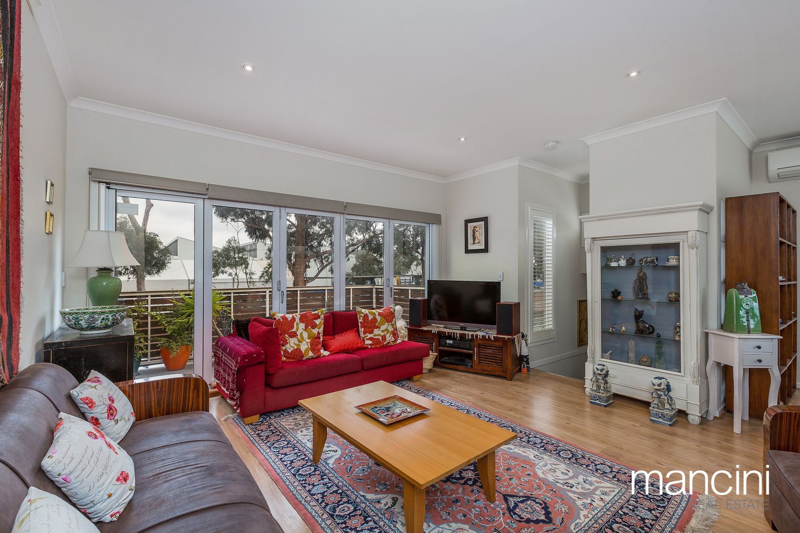 8 Azalea Avenue, Brooklyn VIC 3012, Image 1