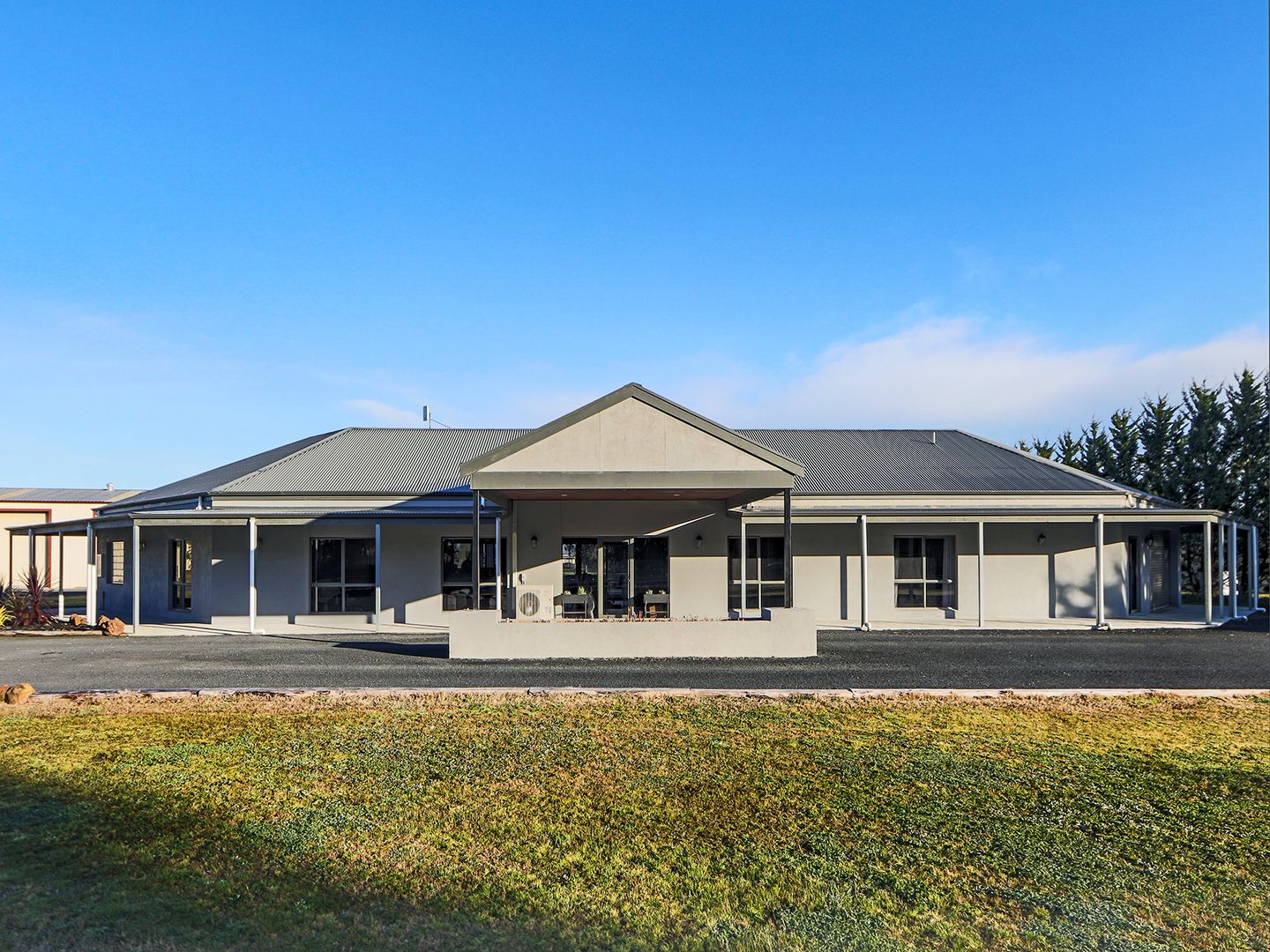 339 BRIAGOLONG Road, Stratford VIC 3862, Image 2