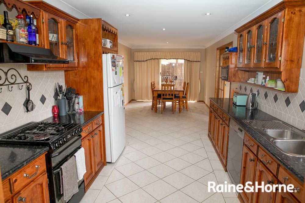 15 Opperman Way, Windradyne NSW 2795, Image 2