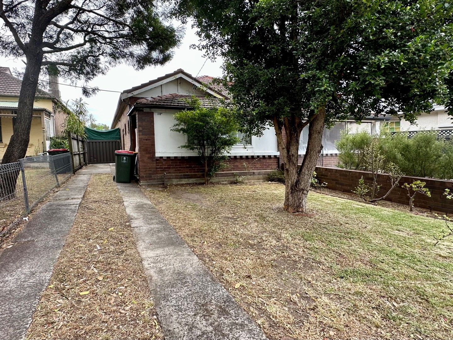 3 bedrooms House in 118a Carlton Parade CARLTON NSW, 2218