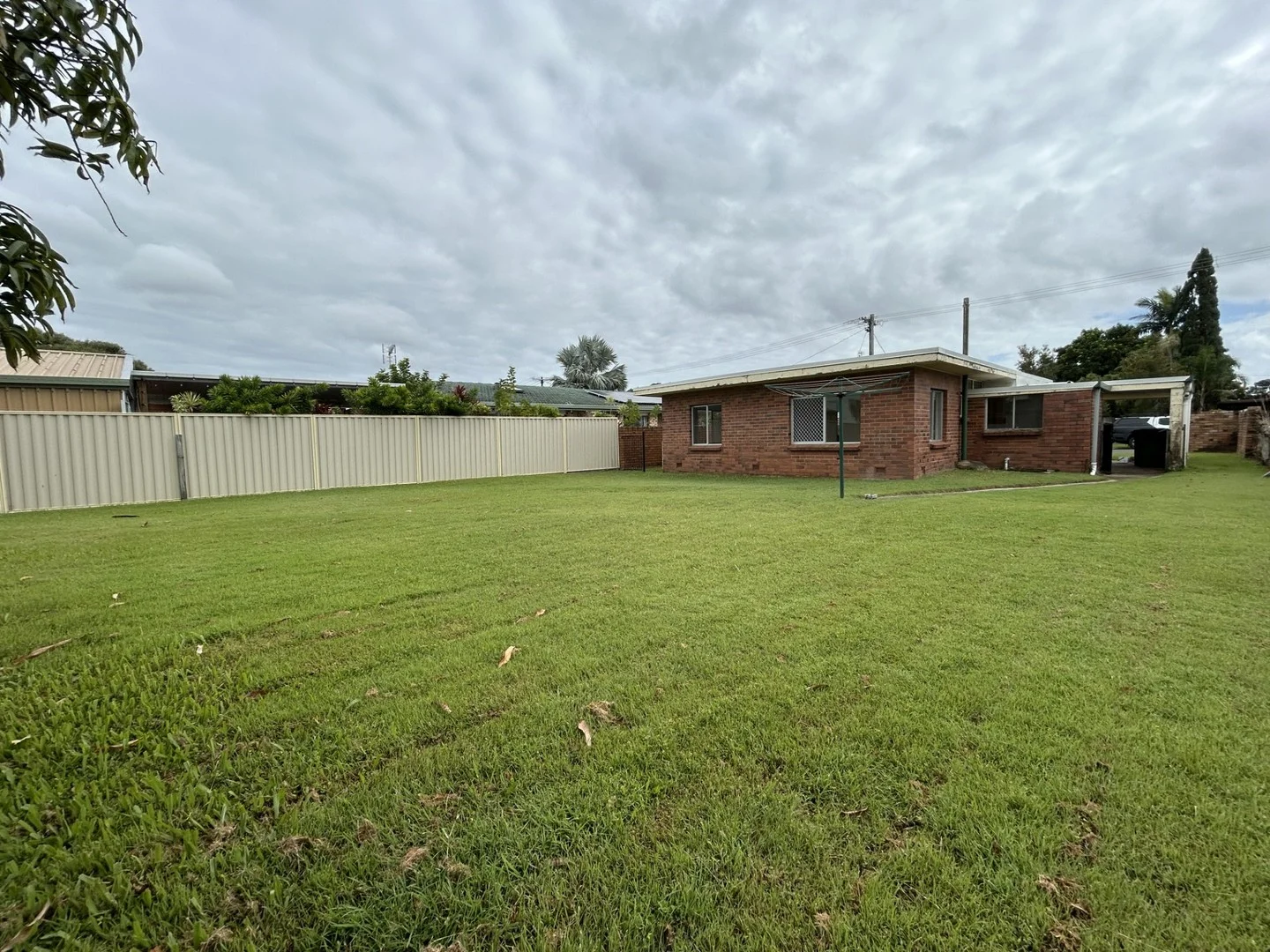 8 Barnett Street, Golden Beach QLD 4551