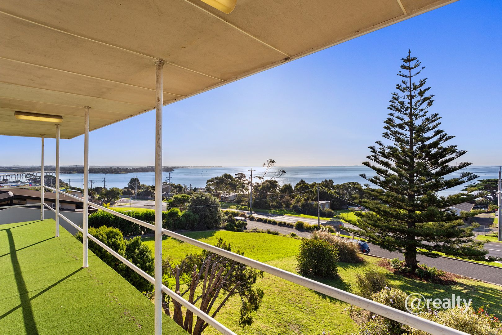 25 Phillip Island Road, San Remo VIC 3925, Image 2