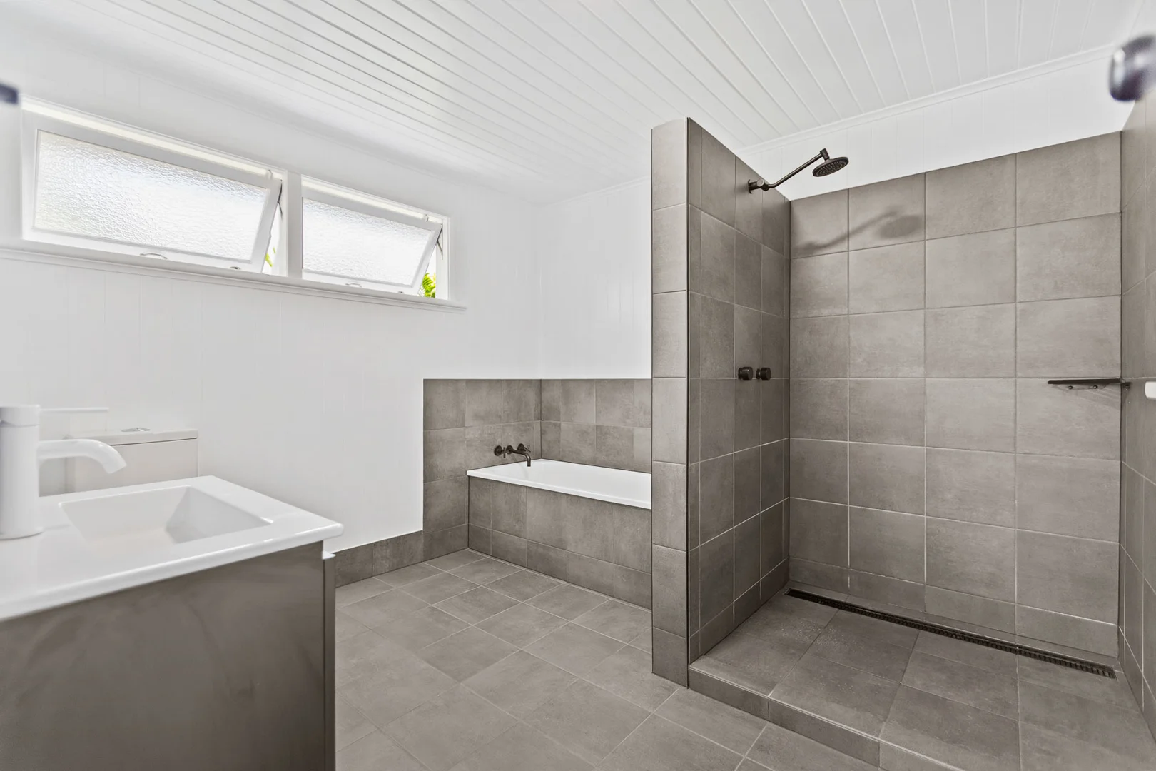 Additional image 12 of 7 Collinson Street, Westcourt QLD 4870