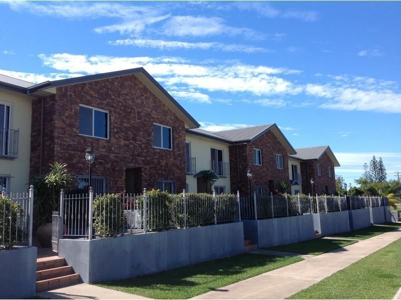 3 bedrooms Townhouse in 7/13-19 Hythe Street PIALBA QLD, 4655