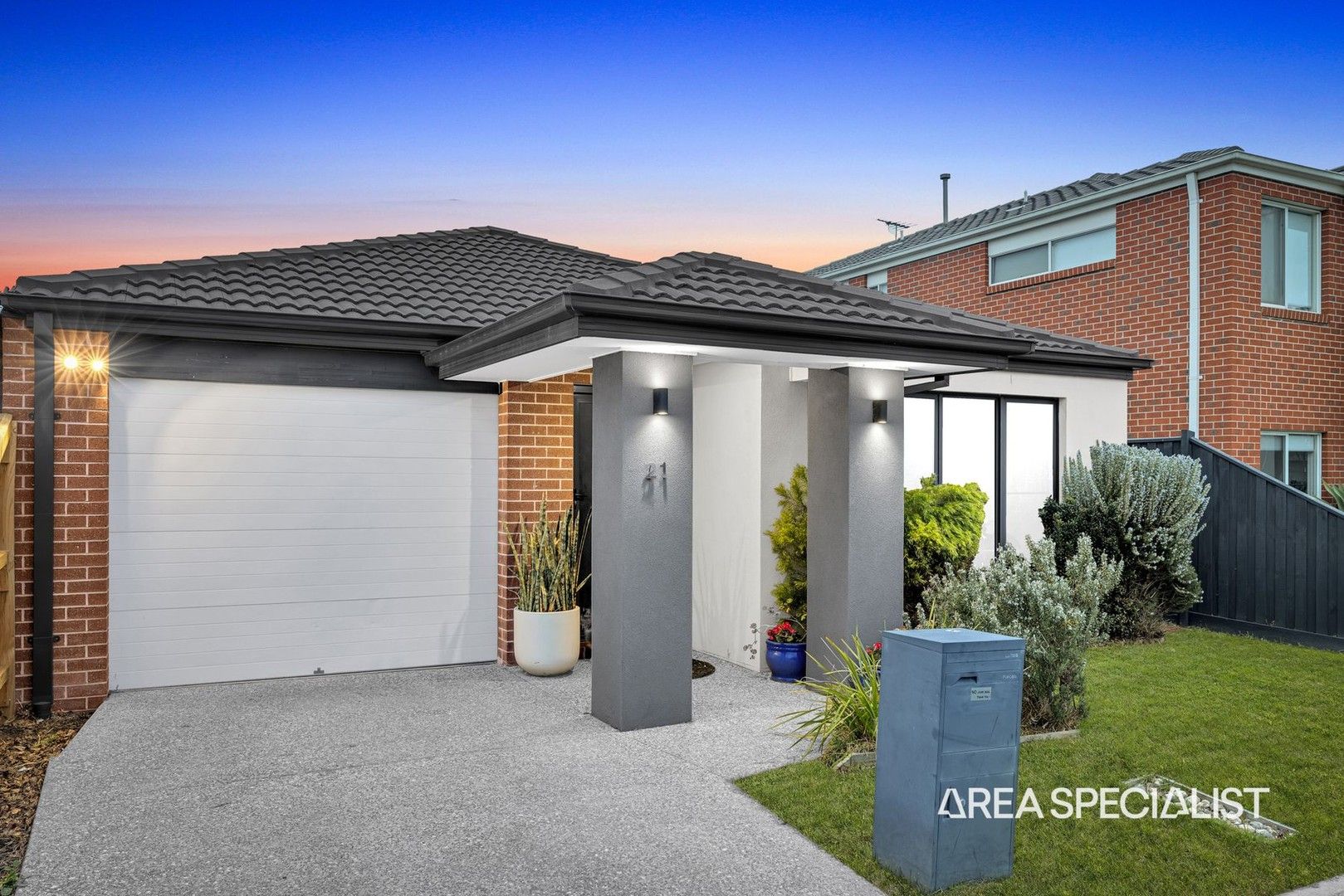 21 Dover Street, Truganina VIC 3029, Image 1