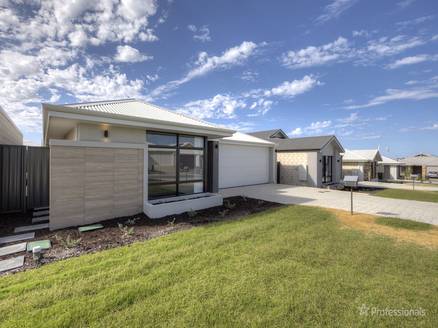 29 Duerden Street, Alkimos WA 6038 House For Rent 500 Domain