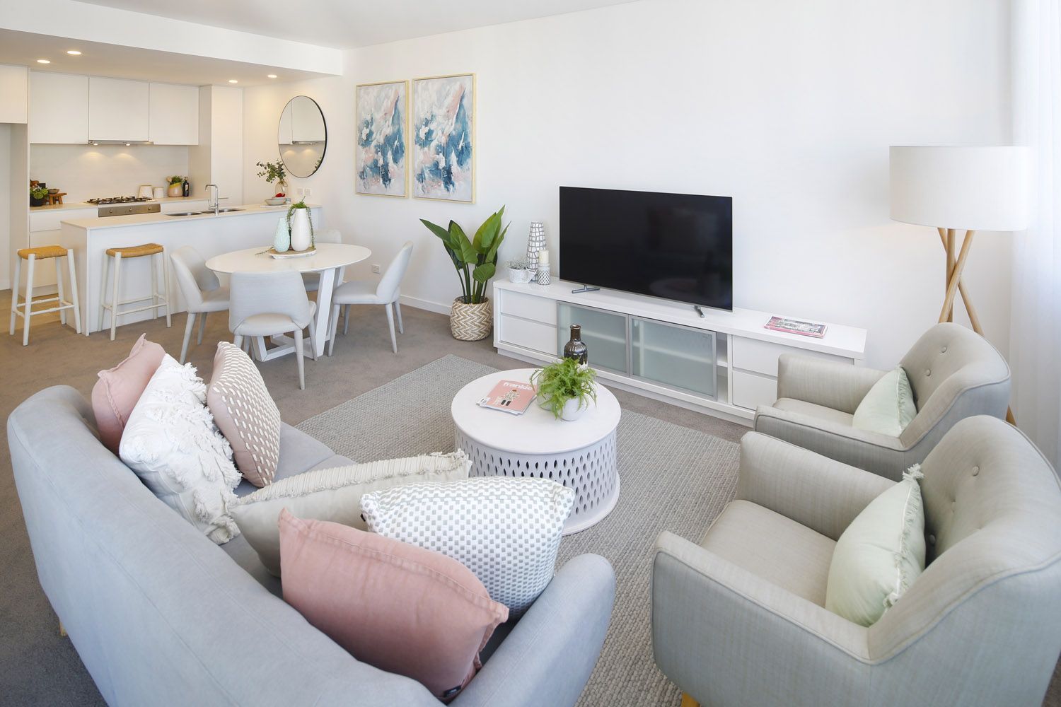 2 bedrooms Apartment / Unit / Flat in 2008/55 Wilson Street BOTANY NSW, 2019