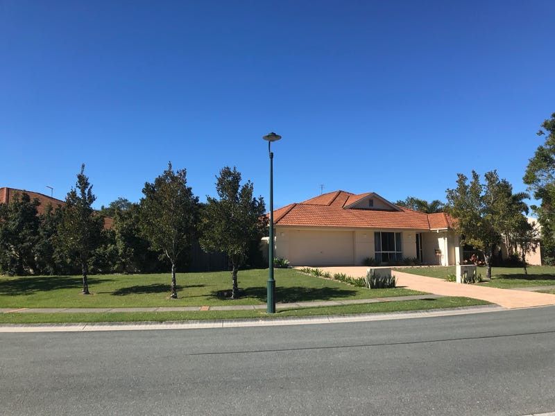4 bedrooms House in 73 Mahogany Drive PELICAN WATERS QLD, 4551